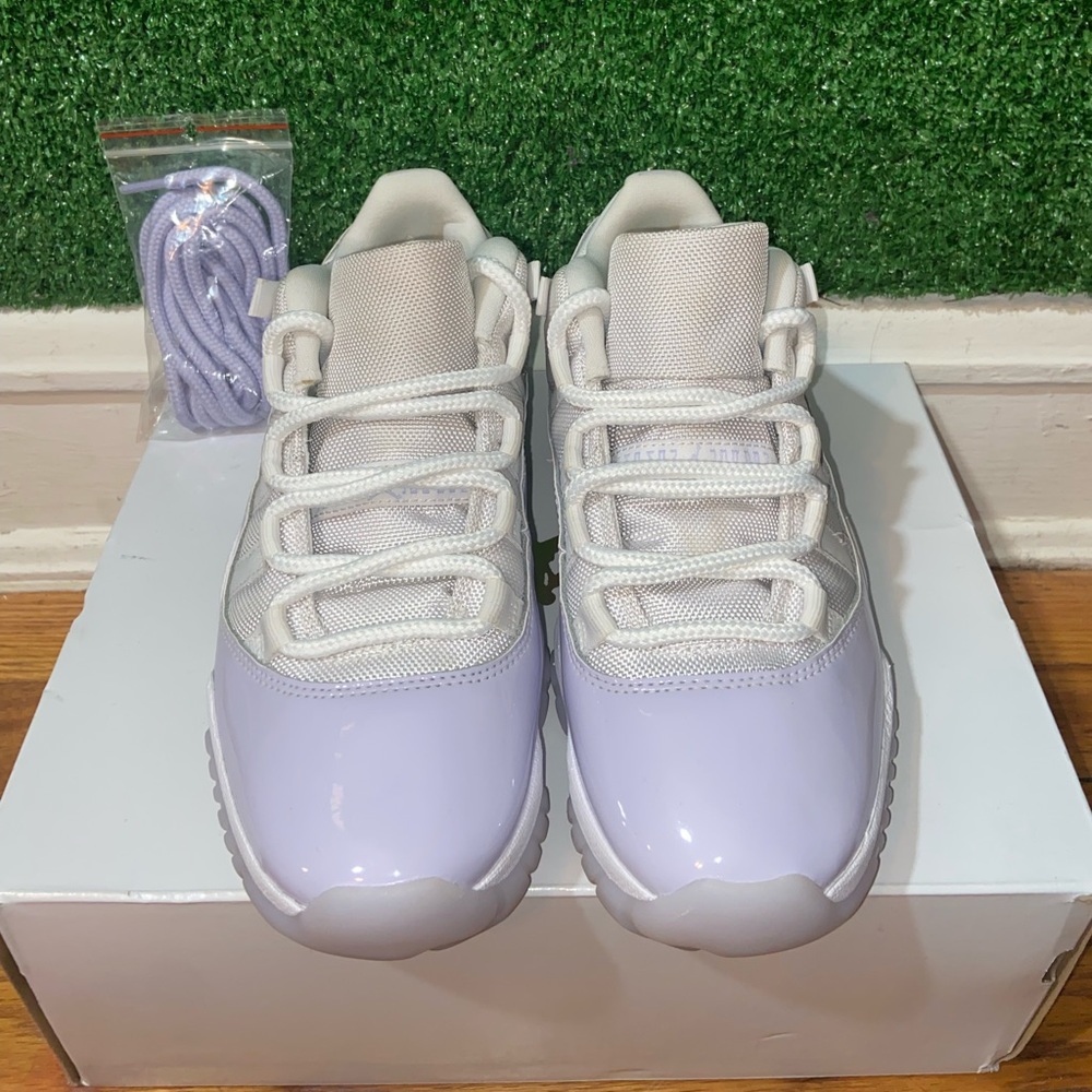 Jordan 12s Violet purple